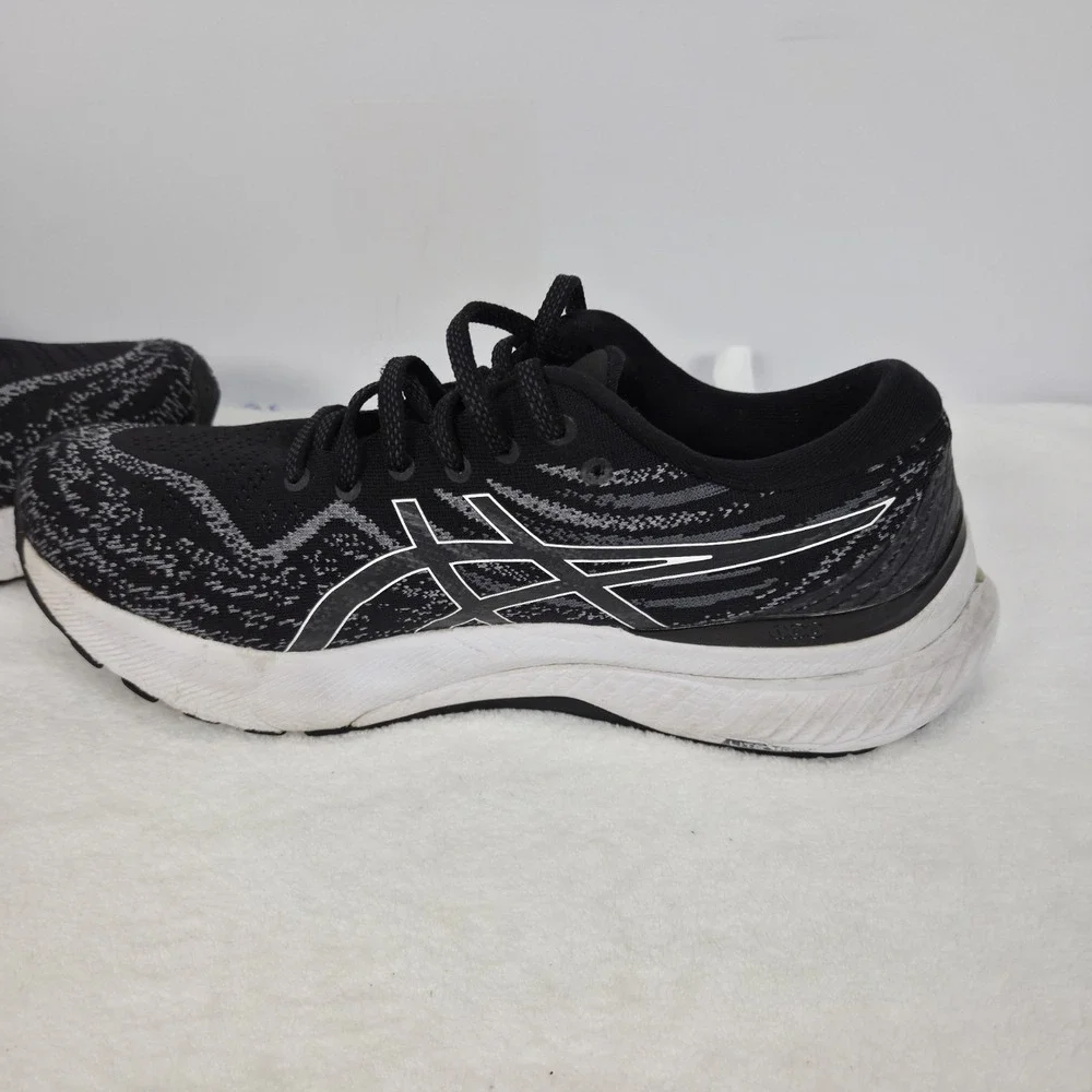 ASICS Women's Gel-Kayano 29‎ Black/White Running Shoes 1012B272 Size 11